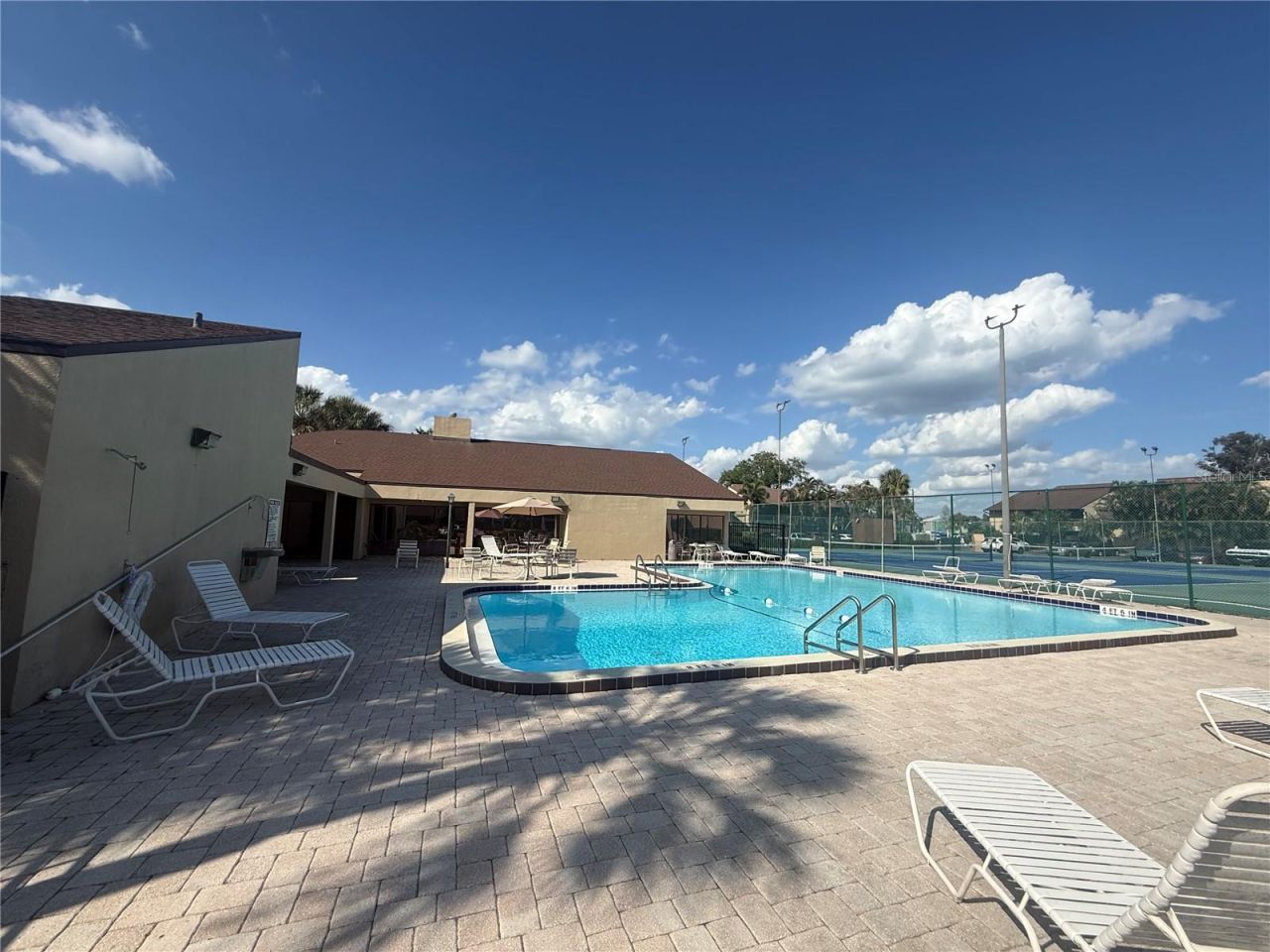 870 Village Lake Terrace N, Unit 101, Saint Petersburg, FL 33716 Photo
