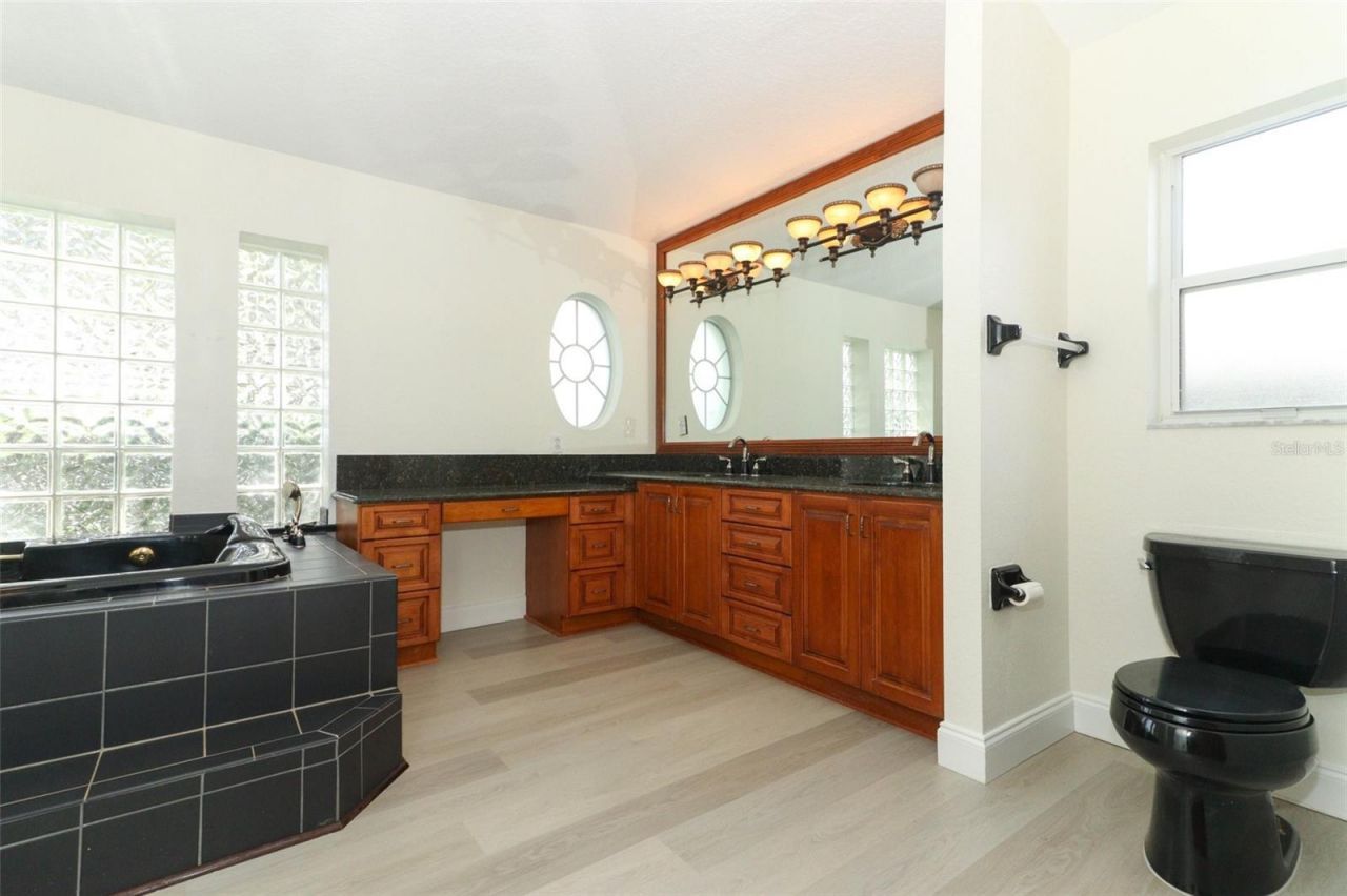 340 Hampton Hills Court, Debary, FL 32713 Photo