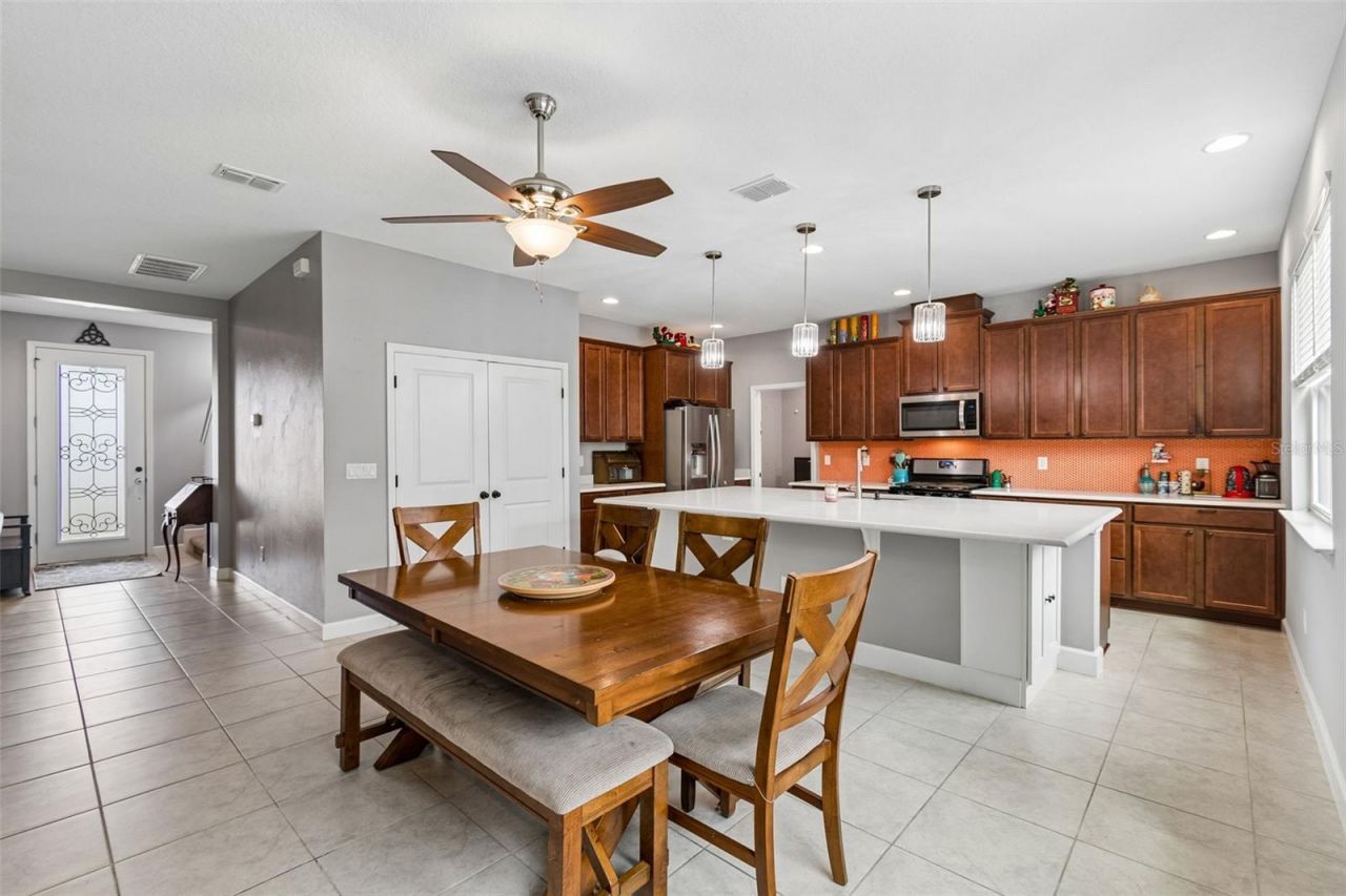 1084 Cavender Creek Road, Minneola, FL 34715 Photo