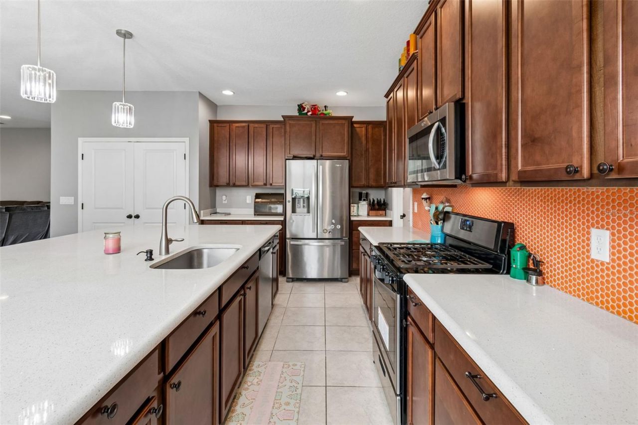 1084 Cavender Creek Road, Minneola, FL 34715 Photo