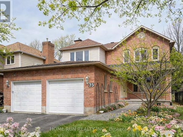 35 Weslock Way , Ottawa, ON K2K2K3