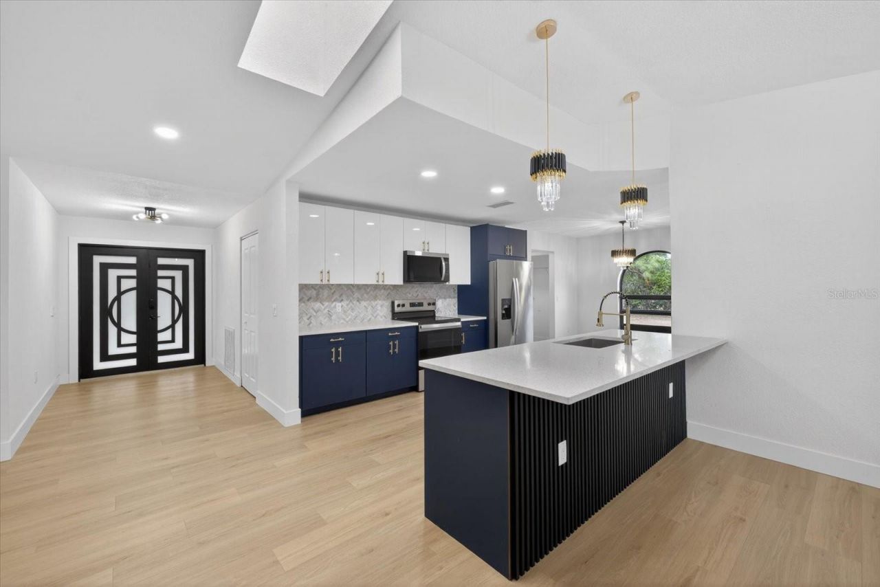 8169 Berkeley Manor Boulevard, Spring Hill, FL 34606 Photo