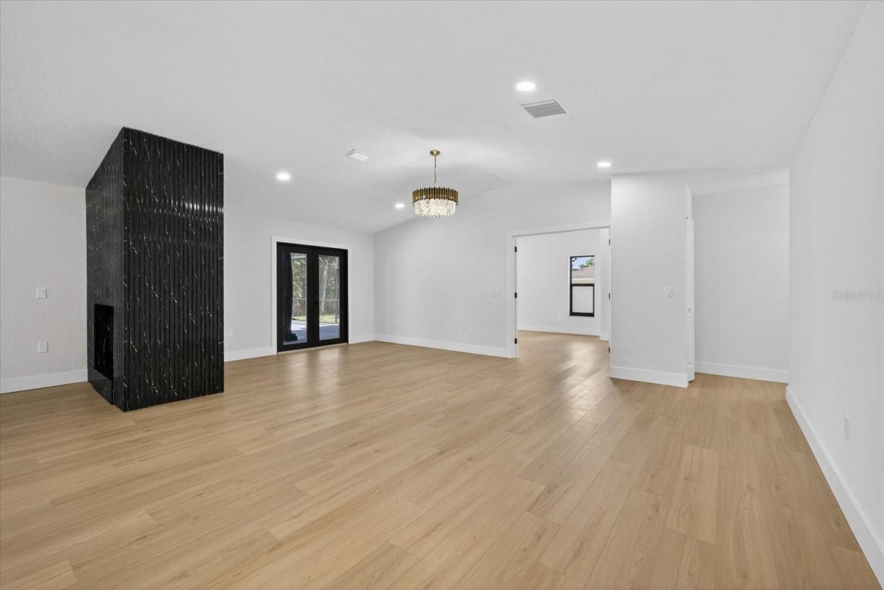 8169 Berkeley Manor Boulevard, Spring Hill, FL 34606 Photo