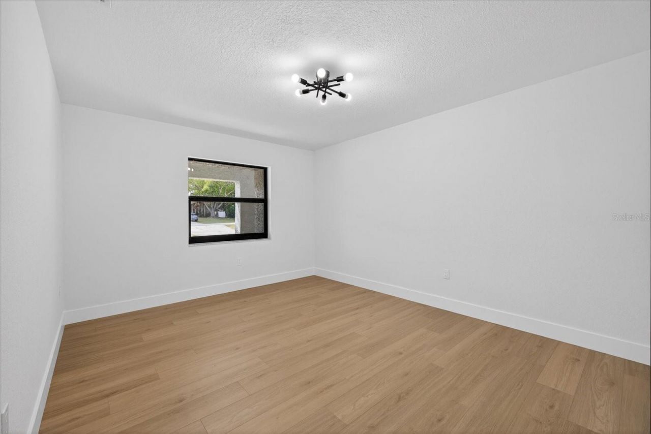 8169 Berkeley Manor Boulevard, Spring Hill, FL 34606 Photo