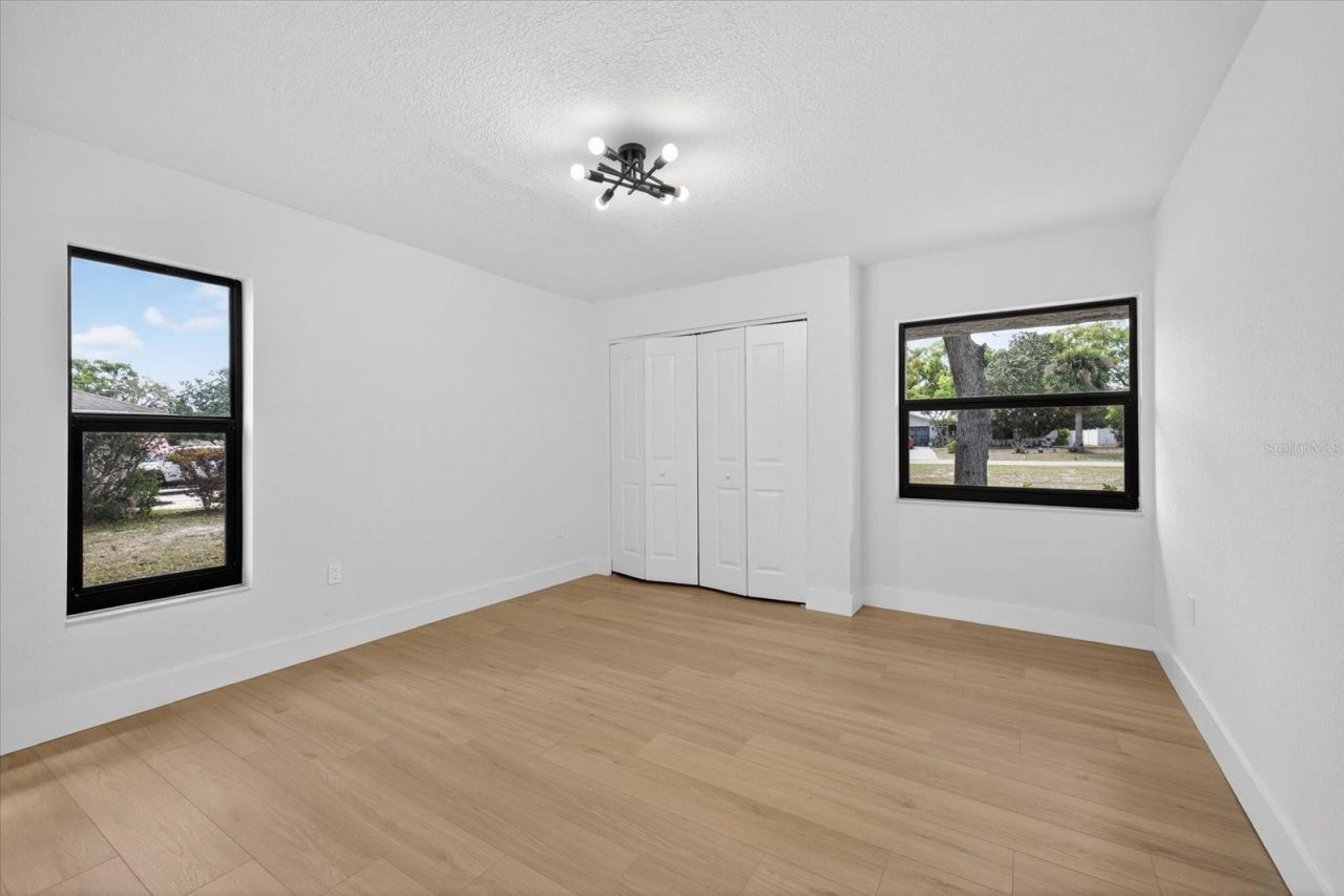 8169 Berkeley Manor Boulevard, Spring Hill, FL 34606 Photo