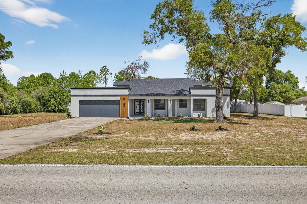 8169 Berkeley Manor Boulevard, Spring Hill, FL 34606 Photo
