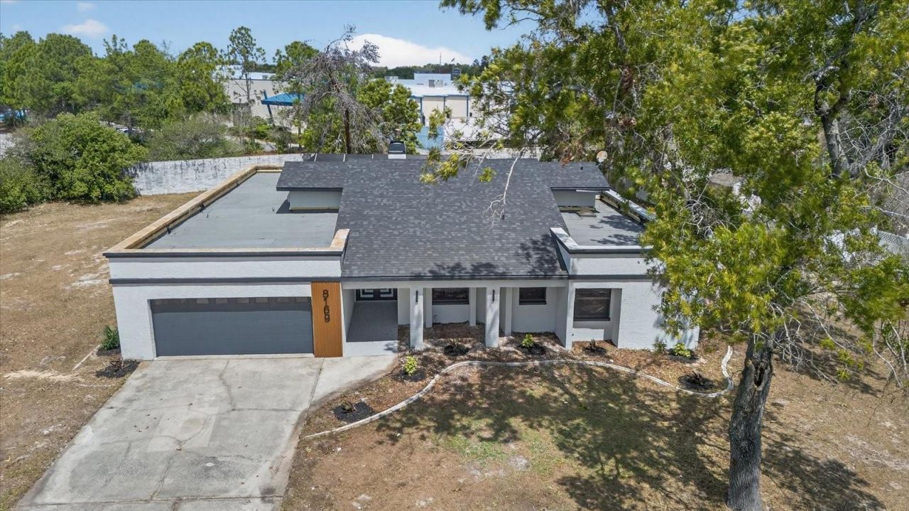 8169 Berkeley Manor Boulevard, Spring Hill, FL 34606 Photo