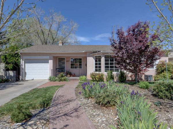 3929 Mesa Verde Avenue NE, Albuquerque, NM 87110