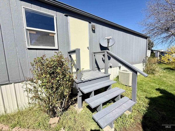 2015 6th Ave, Unit 321, Clarkston, WA 99403