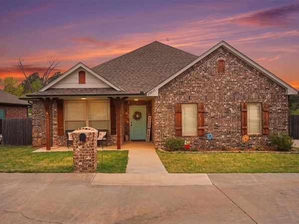 20645 Santa Fe Avenue, Harrah, OK 73045