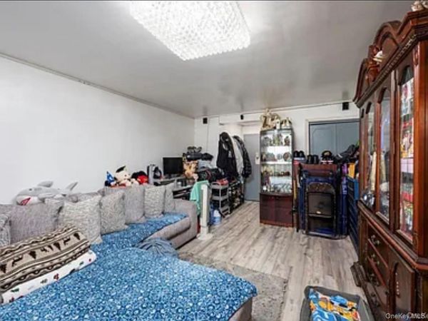 2661 marion ave, Unit 5A, Bronx, NY 10458