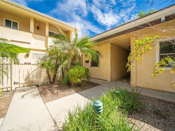 8120 Canby Ave #6, Reseda, CA 91335