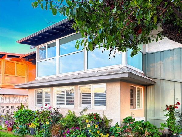 1860 McKinney Way, Unit M15-21N, Seal Beach, CA 90740