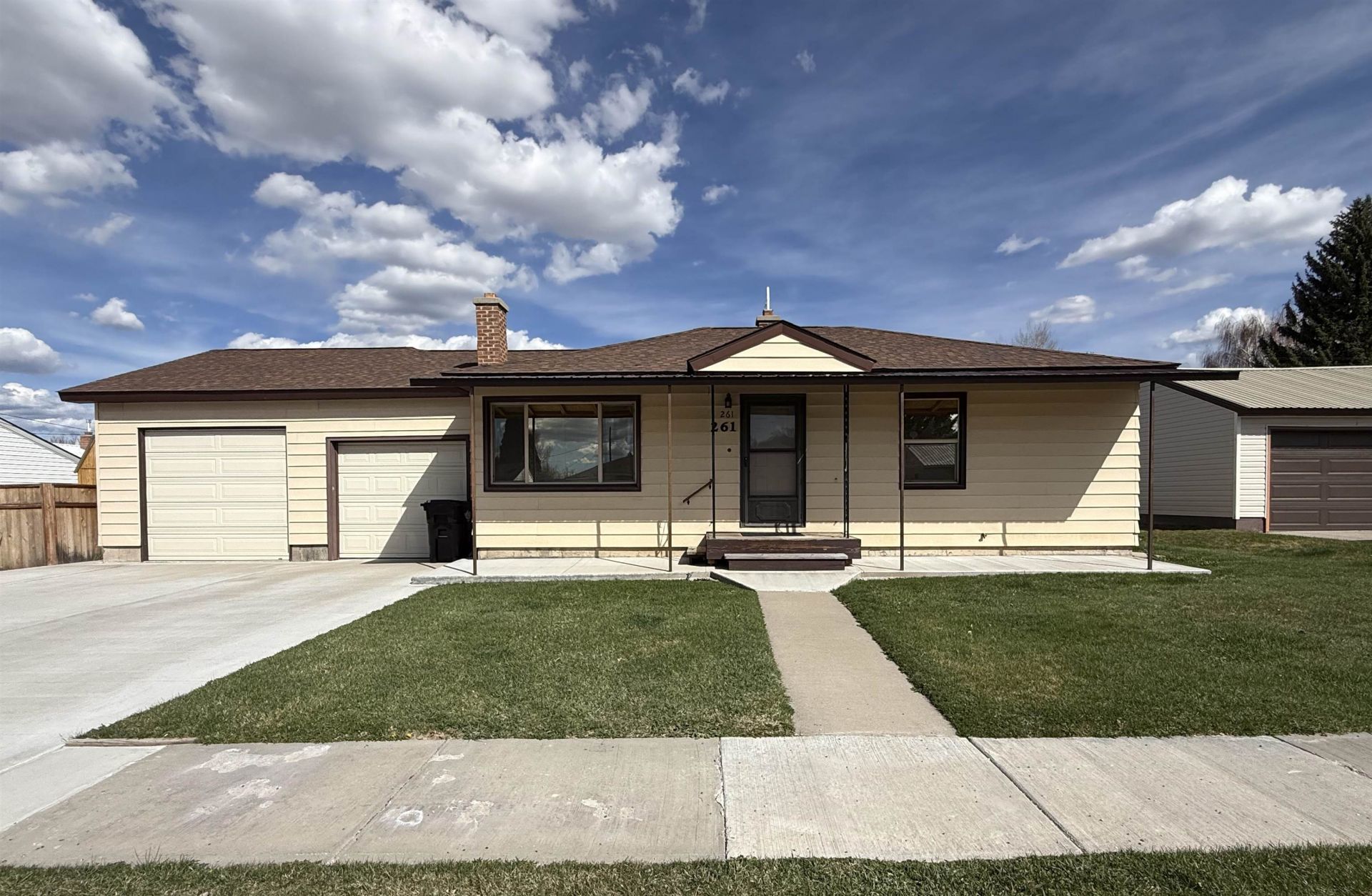 261 Court Street, Soda Springs, ID 83276 Main Photo