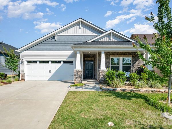 9311 Dunwich Drive, Gastonia, NC 28056