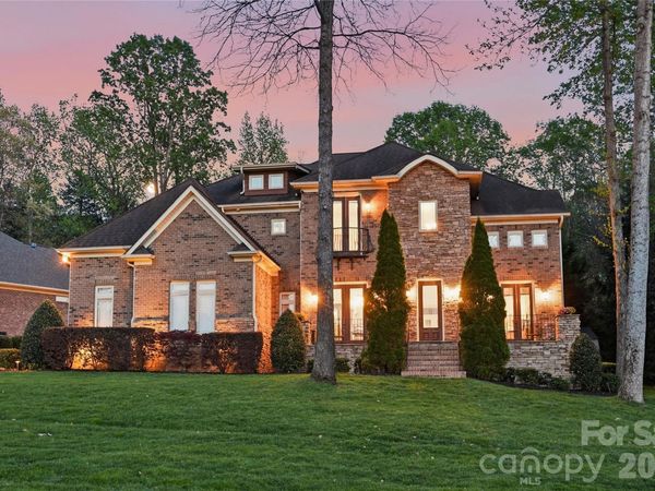 163 W Maranta Road , Mooresville, NC 28117