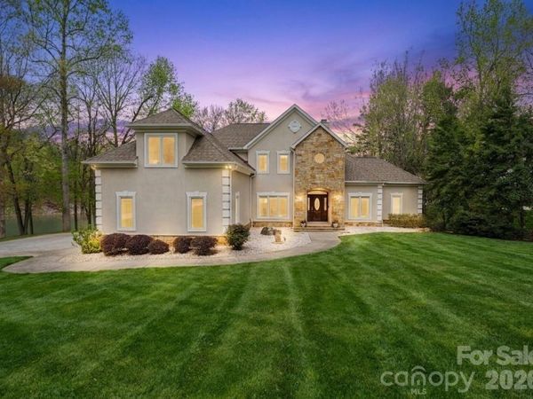 141 Grand Bay Drive, Mooresville, NC 28117