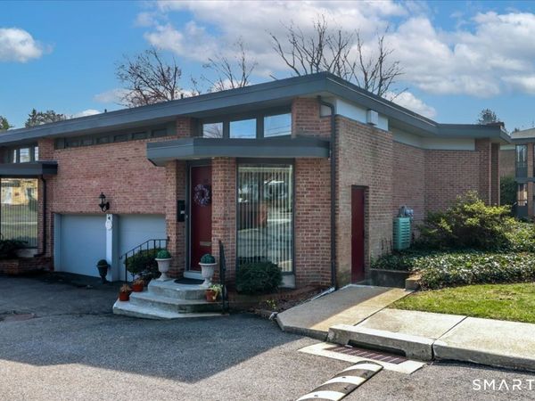 160 Fairfield Woods, Unit 20, Fairfield, CT 06825