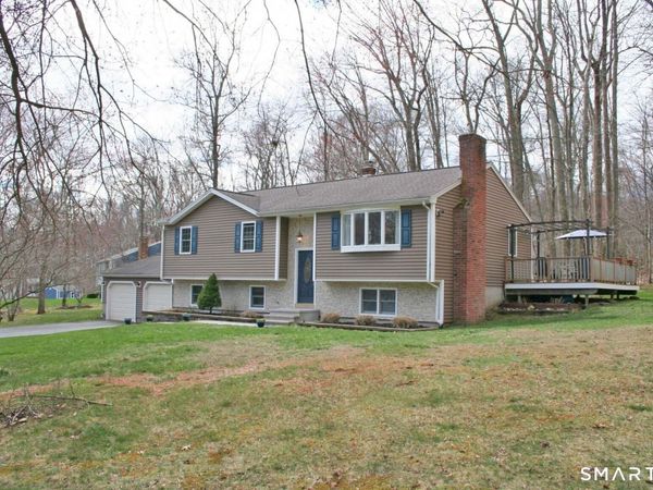 45 Crestwood, East Hampton, CT 06424