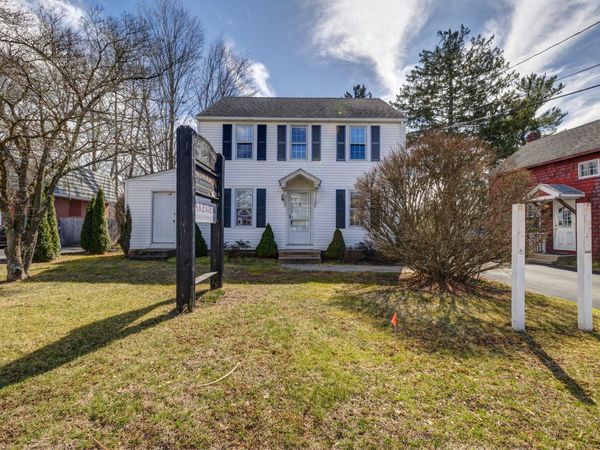 1054 Boston Post , Guilford, CT 06437