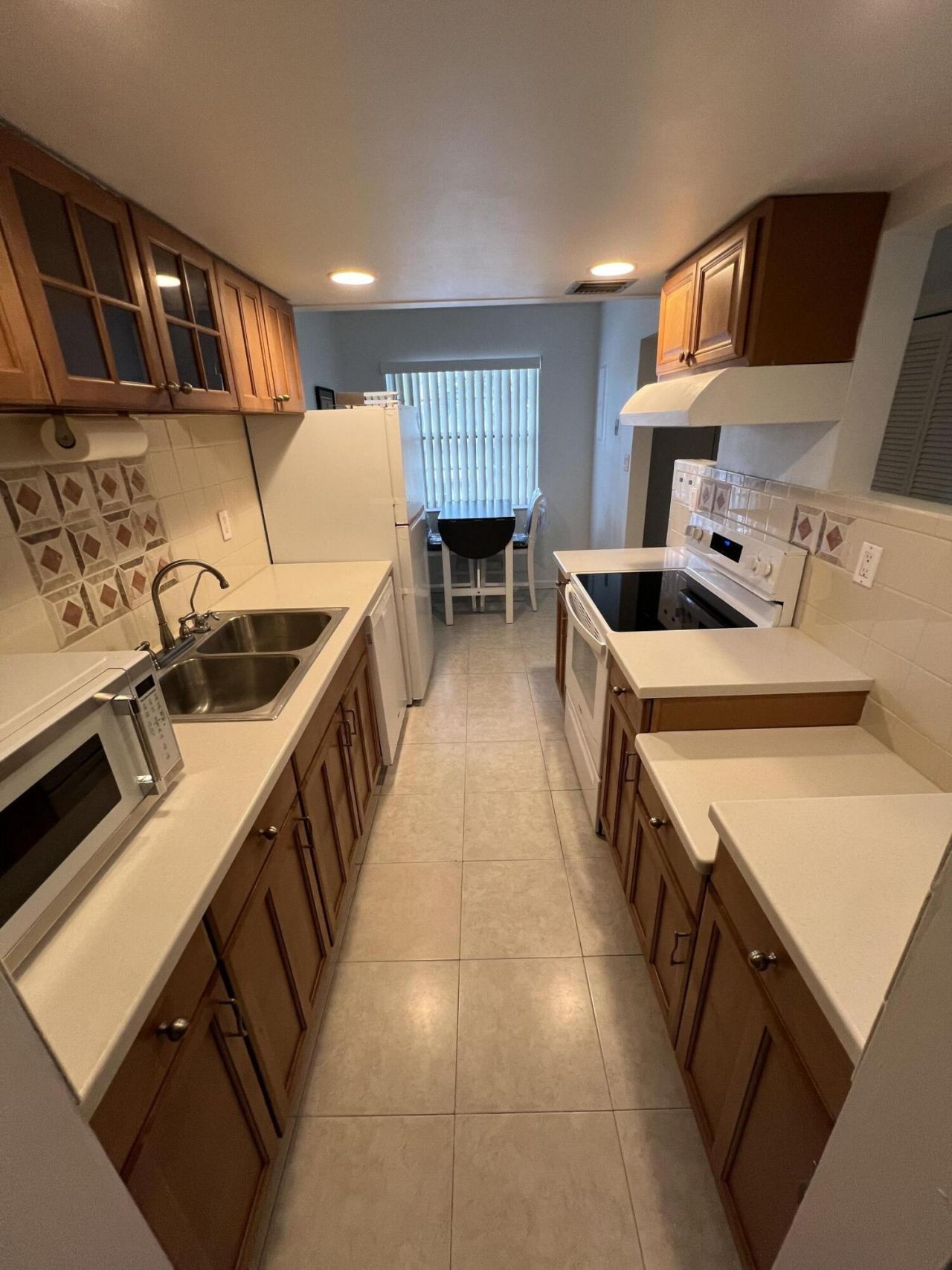 3341 NW 47th Terrace, Unit 301, Lauderdale Lakes, FL 33319 Photo