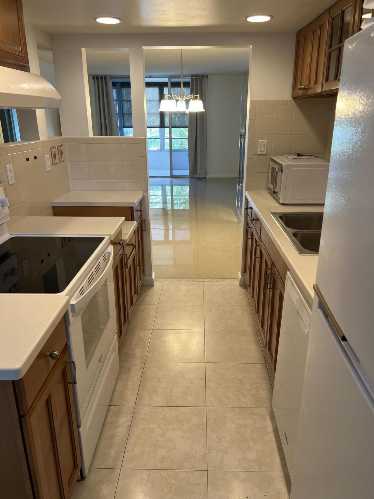 3341 NW 47th Terrace, Unit 301, Lauderdale Lakes, FL 33319 Photo