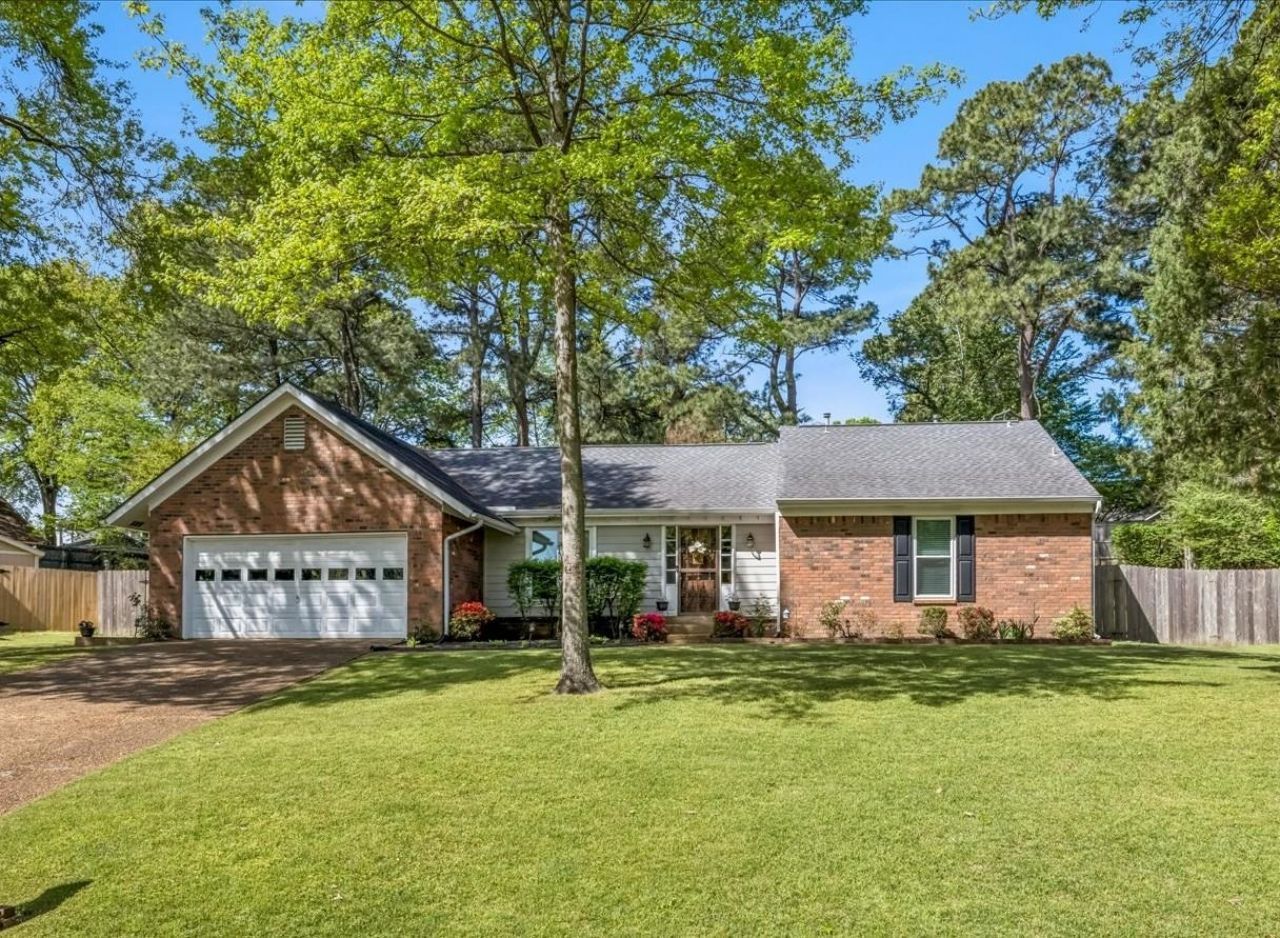 1725 Golden Fields Dr, Germantown, TN 38138 Main Photo