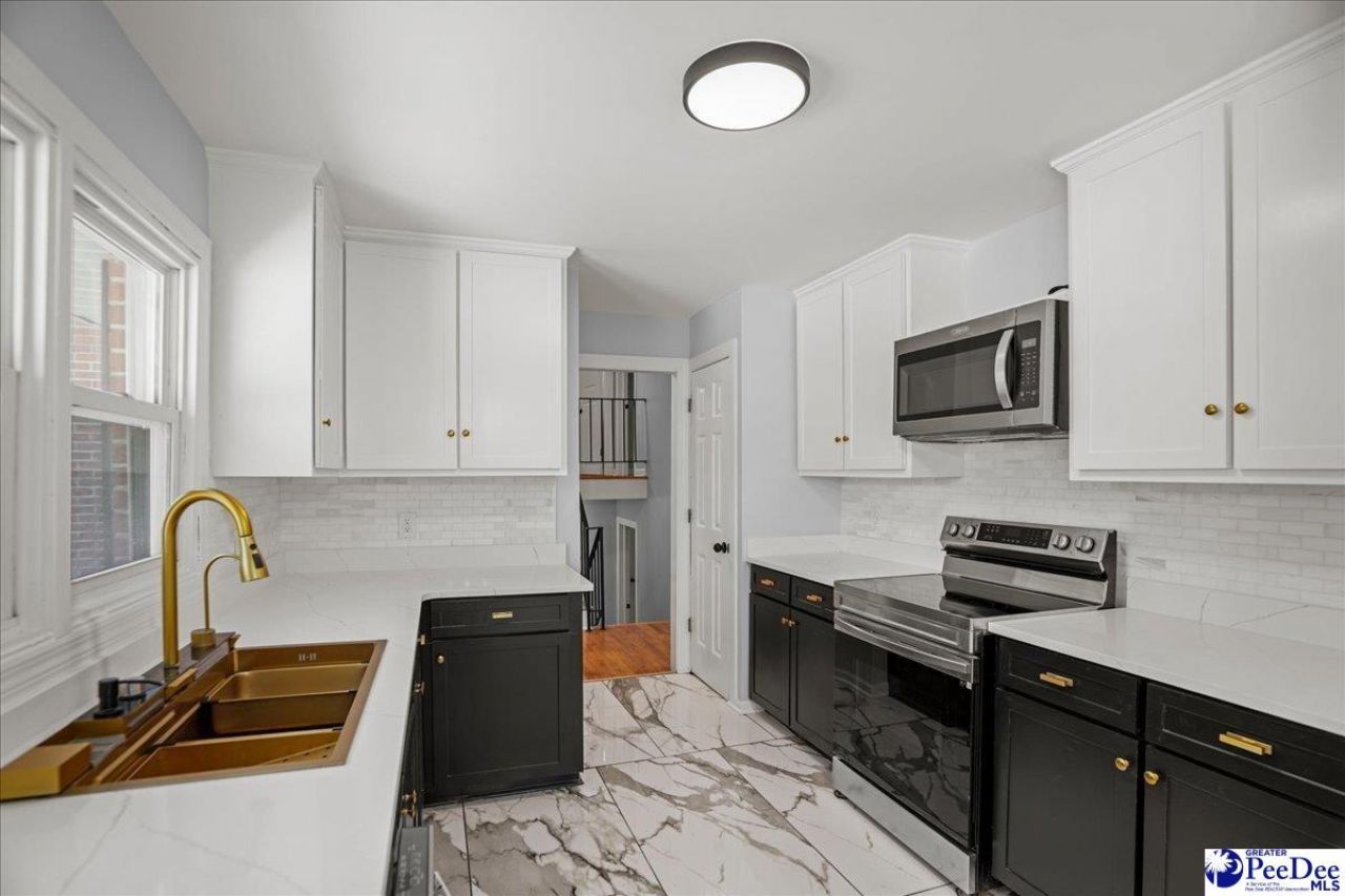 53 Kings Rd Photo 19