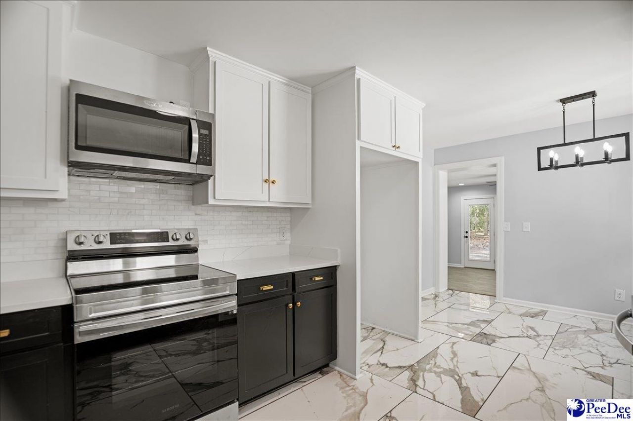 53 Kings Rd Photo 23