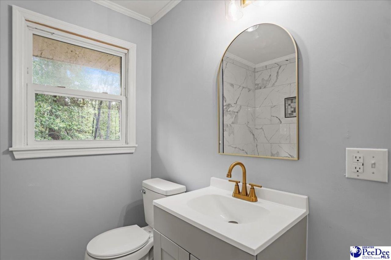 53 Kings Rd Photo 30