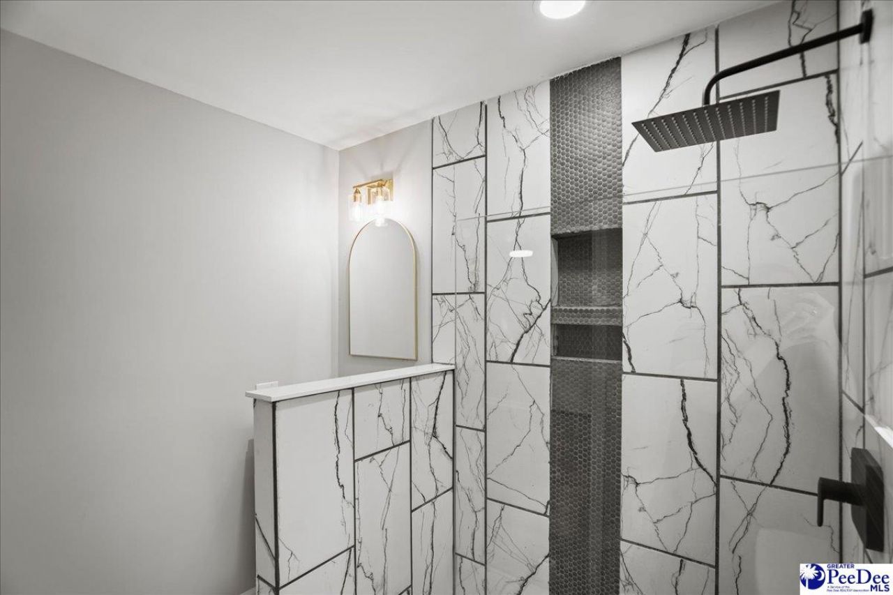 53 Kings Rd Photo 42