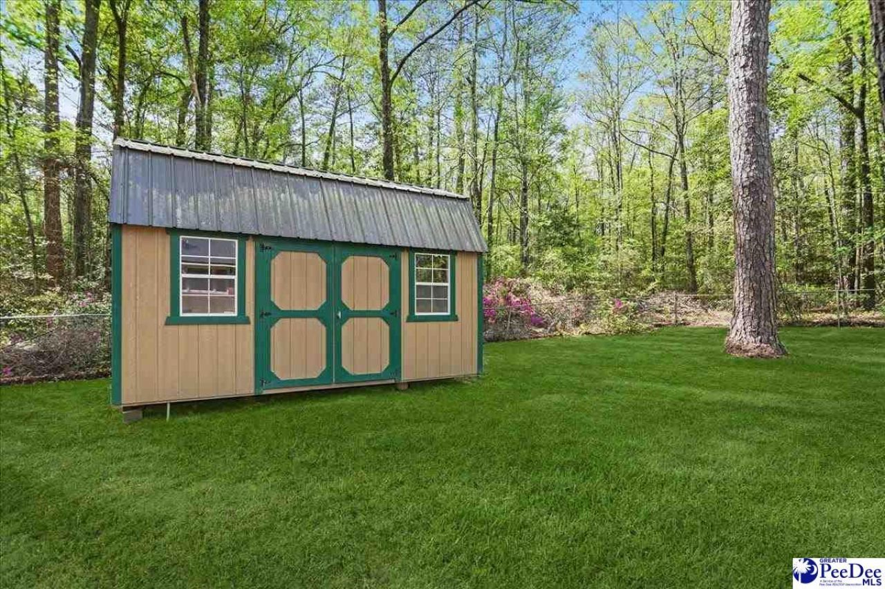 53 Kings Rd Photo 54