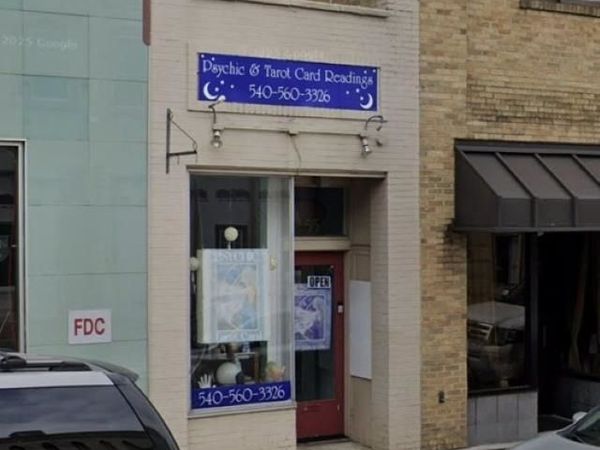 55 E MARKET ST, HARRISONBURG, VA 22801