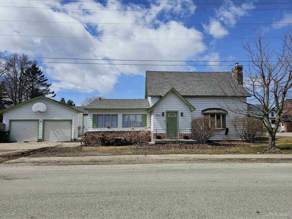 651 Garden Avenue, Manistique, MI 49854