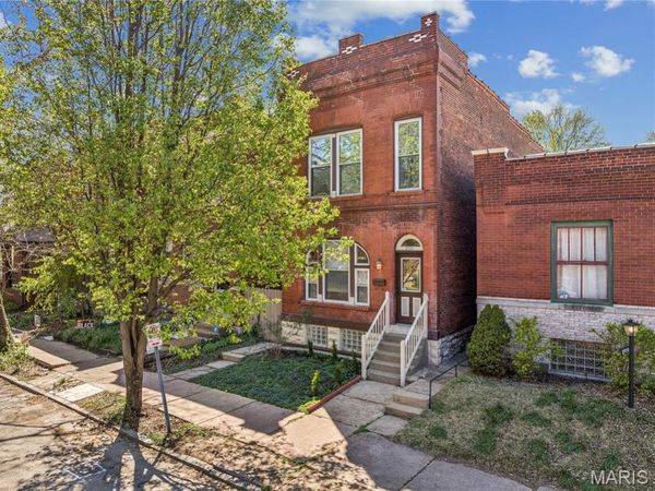 2921 Virginia Avenue, St Louis, MO 63118