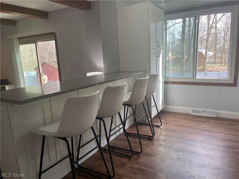 13330 S Partridge Drive, Valley View, OH 44125 Photo 11