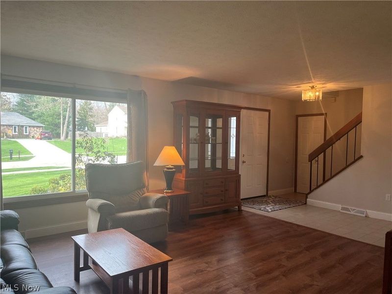 13330 S Partridge Drive, Valley View, OH 44125 Photo 19