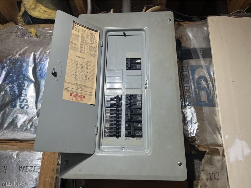 13330 S Partridge Drive, Valley View, OH 44125 Photo 42