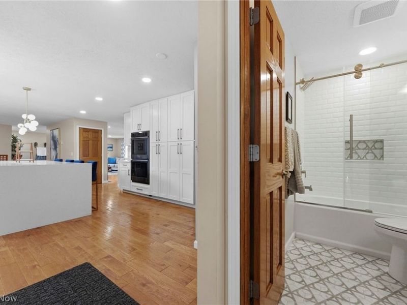 13876 Olde Orchard Road , Strongsville, OH 44136 Photo 24