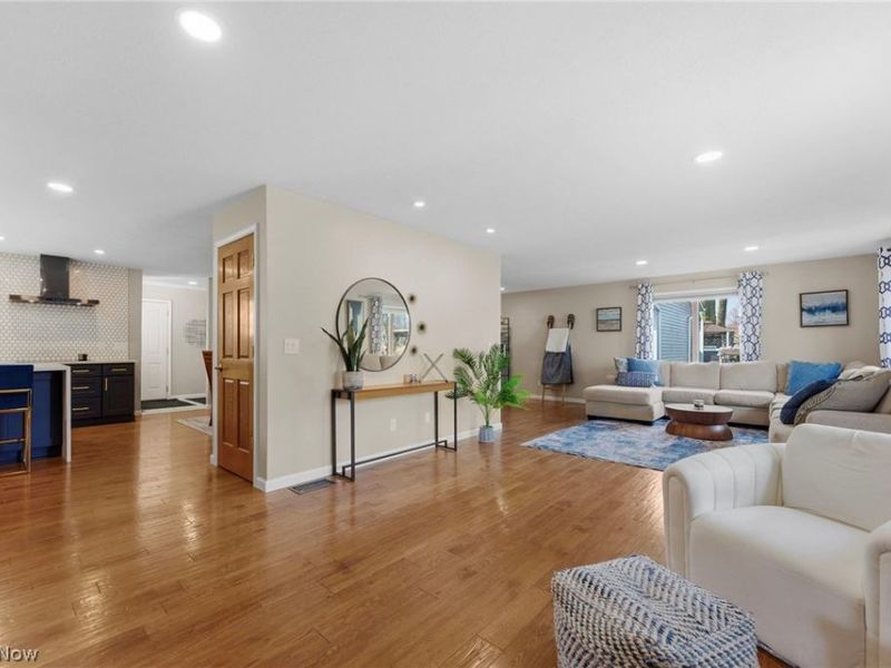 13876 Olde Orchard Road , Strongsville, OH 44136 Photo 34