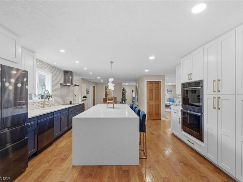 13876 Olde Orchard Road , Strongsville, OH 44136 Photo 4