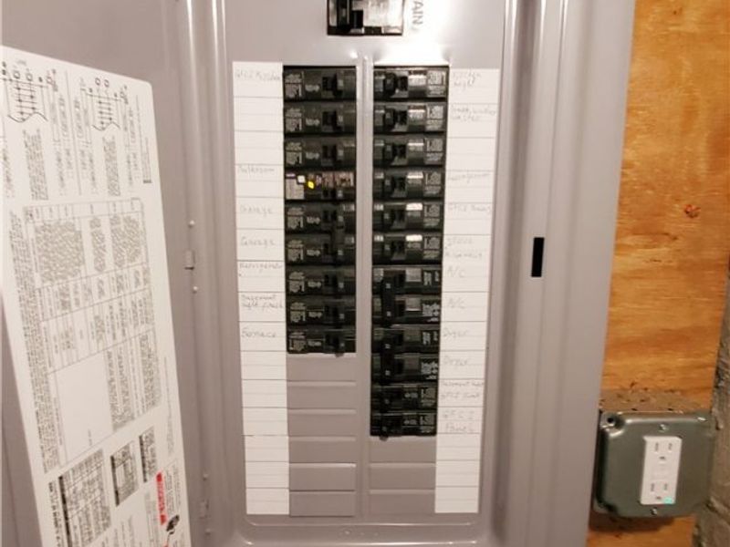 6514 Kenneth Avenue , Parma, OH 44129 Photo 17