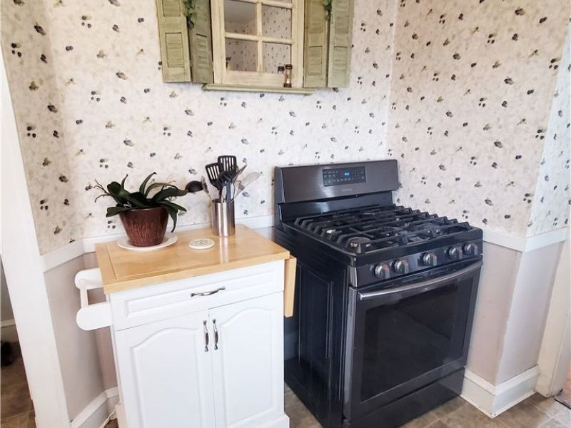 6514 Kenneth Avenue , Parma, OH 44129 Photo 8