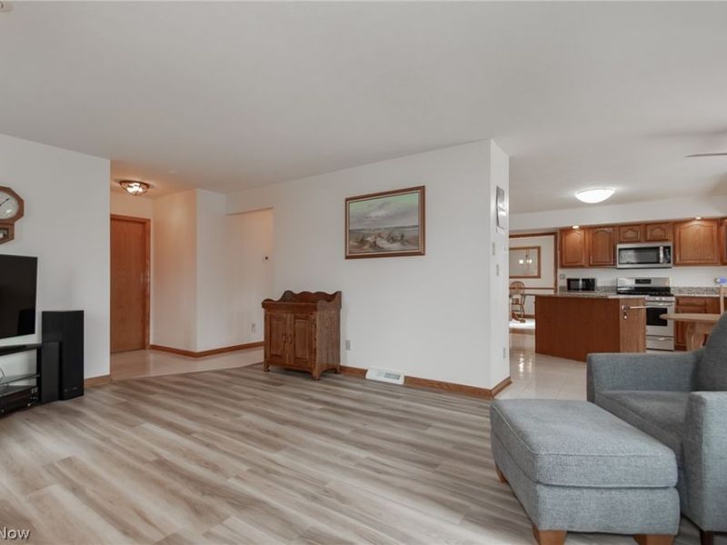 2870 Istra Lane , Willoughby Hills, OH 44092 Photo 11