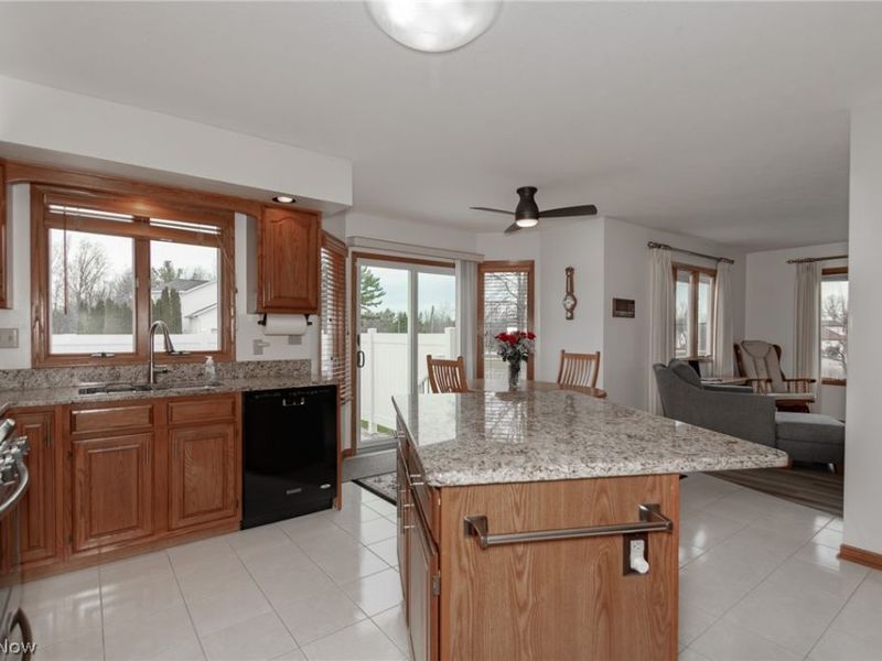 2870 Istra Lane , Willoughby Hills, OH 44092 Photo 14