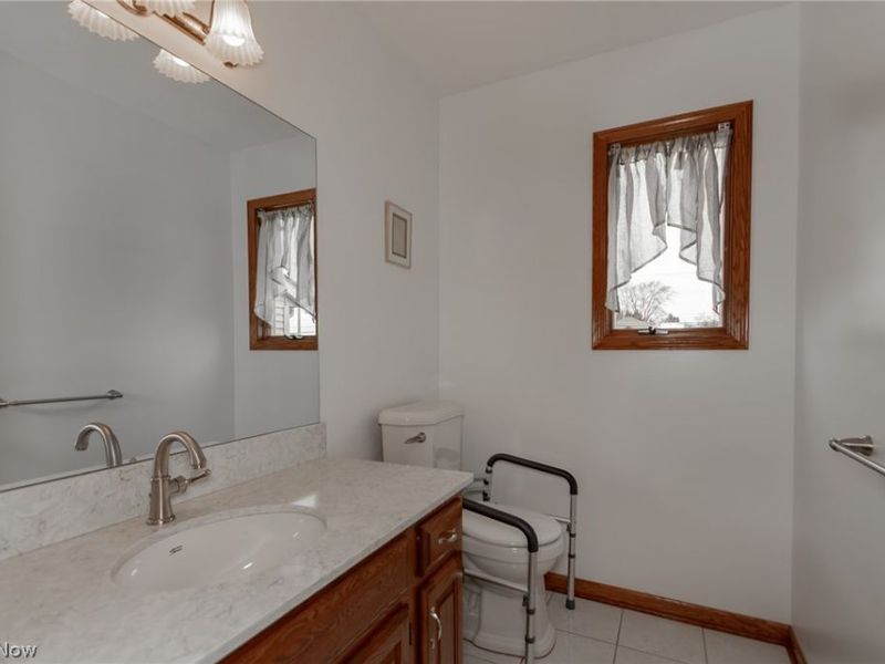 2870 Istra Lane , Willoughby Hills, OH 44092 Photo 18