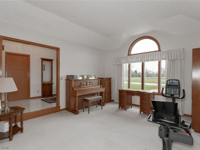 2870 Istra Lane , Willoughby Hills, OH 44092 Photo 4