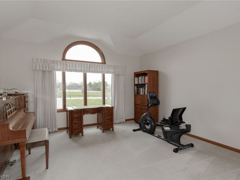 2870 Istra Lane , Willoughby Hills, OH 44092 Photo 5