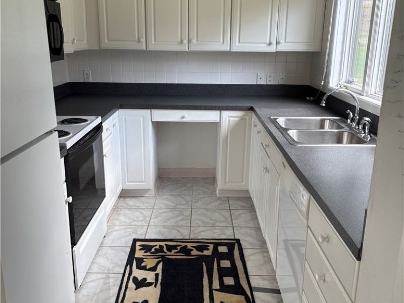 6951 Windward Hills Drive, Brecksville, OH 44141 Photo 3