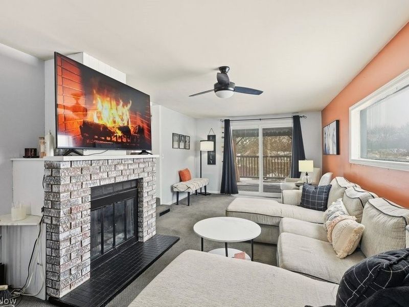 2190 Waterbury Drive, Uniontown, OH 44685 Photo 28